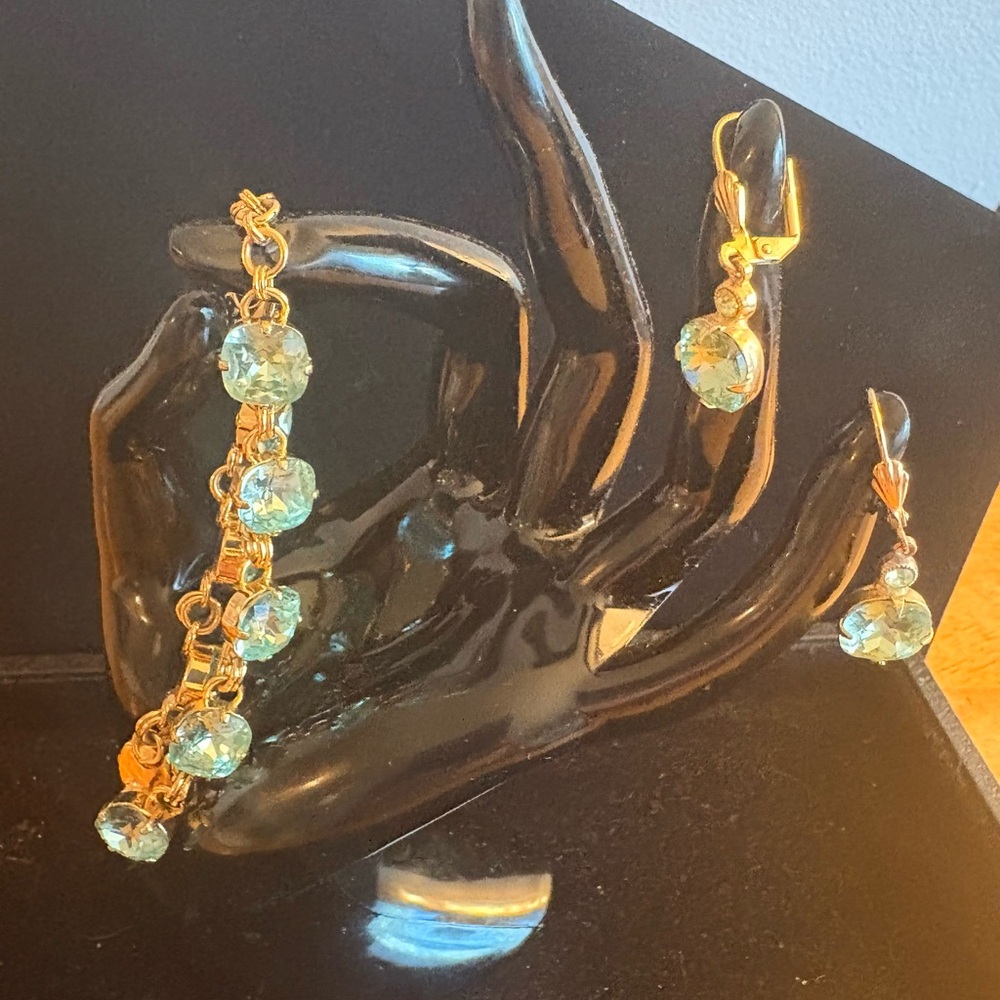 Sorrelli Aquamarine Bracelet Earrings set